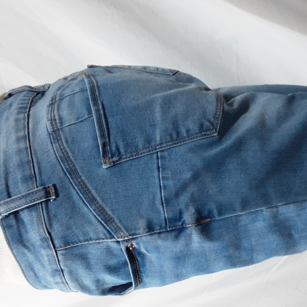 Pants - Picture 2 of 4